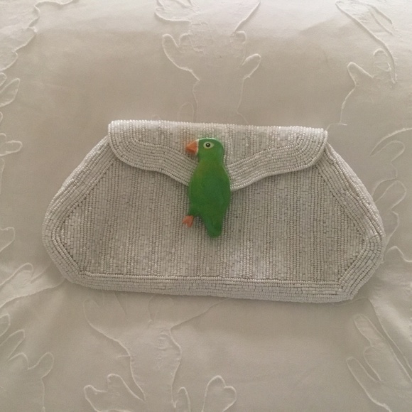 White beaded Green Bird clutch NWT - Picture 1 of 3